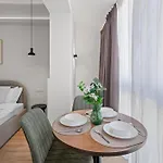 Apartament Location - Old Town Design *